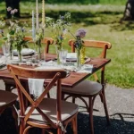 Holztisch eckig (8-10 Pers.)